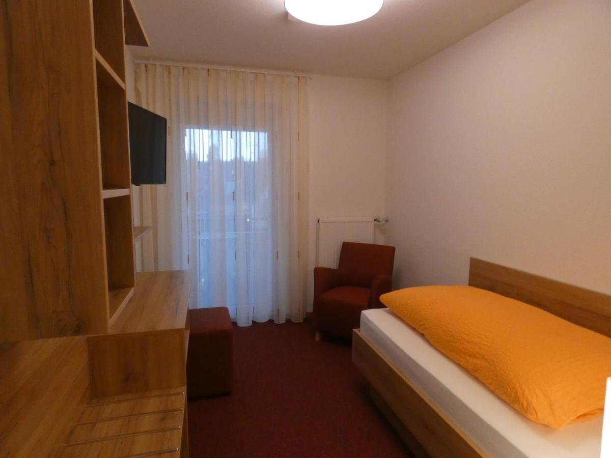 Döttingen Gasthof Zum Engel מראה חיצוני תמונה