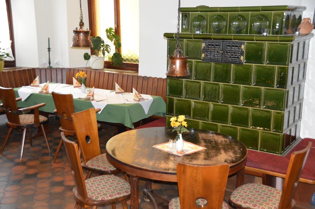 Döttingen Gasthof Zum Engel מראה חיצוני תמונה